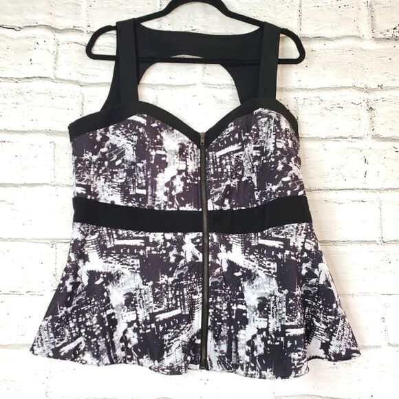 City Chic Black and white city lights zip up corset peplum size small = size 16 - Picture 1 of 10